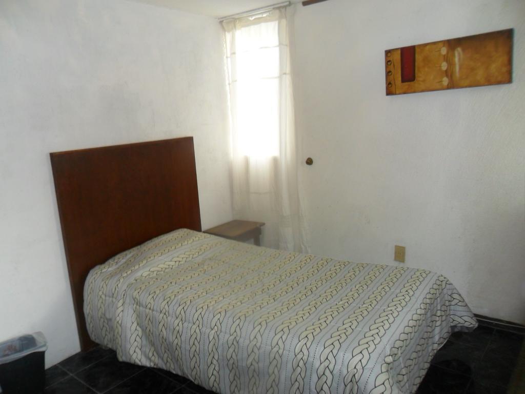 普埃布拉 Residencias La Piedad酒店 外观 照片